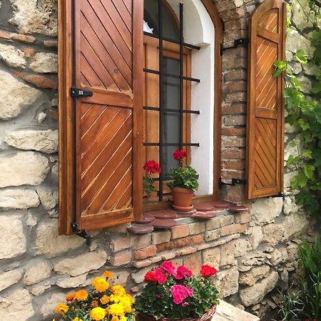 Villa Cifrapince Es Vendeghaz Tordas Exterior foto